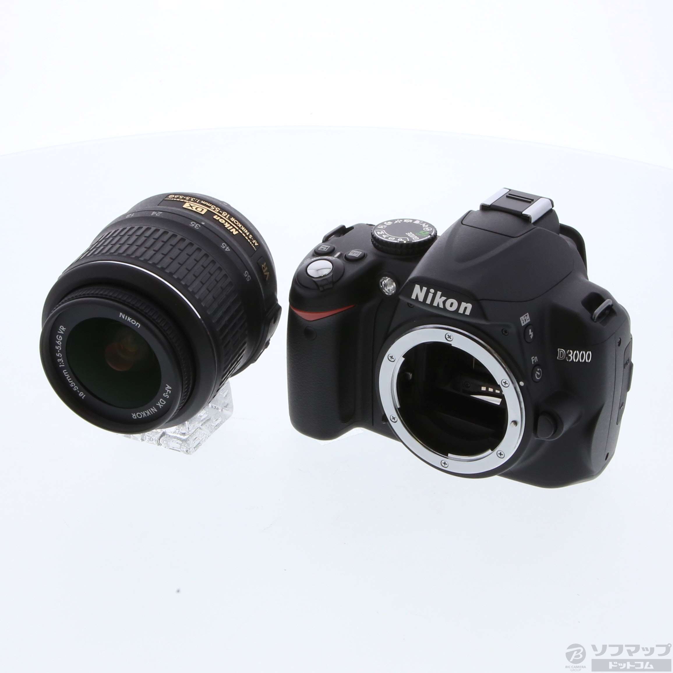 Nikon D3000 18-55 VR レンズキット ショット数少