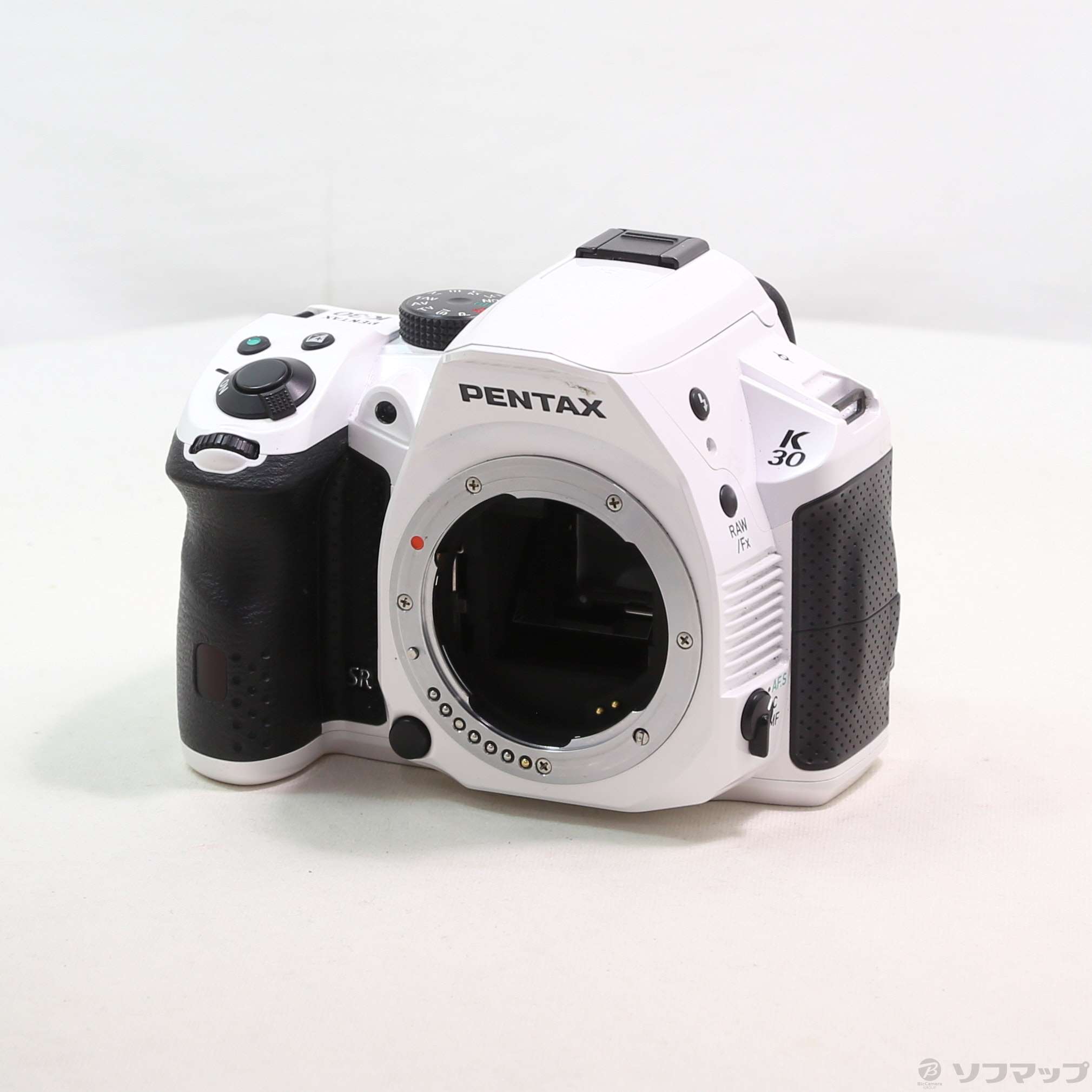 中古】K-30 クリスタルホワイト ボディ (1628万画素／SDXC