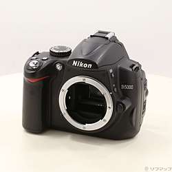 Nikon D5000
