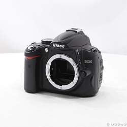Nikon D5000