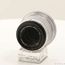 M.ZUIKO DIGITAL 45mm F1.8 (レンズ)