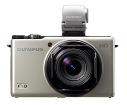 OLYMPUS XZ-1 プレミアムキット（チタニウムシルバー）