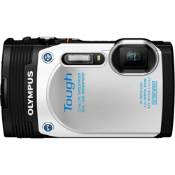 コンパクトデジタルカメラ　STYLUS（スタイラス） TG-850 Tough（ホワイト）   ［防水+防塵+耐衝撃］