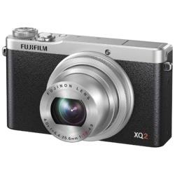 コンパクトデジタルカメラ　FUJIFILM XQ2（シルバー）
