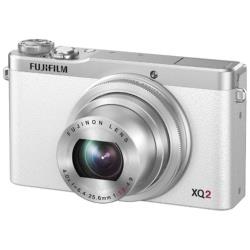 コンパクトデジタルカメラ　FUJIFILM XQ2（ホワイト）