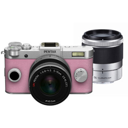 PENTAX Q-S1（オーダーカラー・ブライトシルバー/ペールピンク） ダブルズームキット／デジタル一眼　036   ［ズームレンズ＋ズームレンズ］