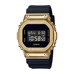 CASIO(カシオ) G-SHOCK(Gショック)メタルカバードシリーズ ブラック×ゴールドカラー採用モデル GM-5600G-9JF