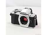 kWNil OM-D E-M10 MarkII {fB[