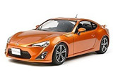 1/24 �X�|�[�c�J�[�V���[�Y No.323 �g���^ 86