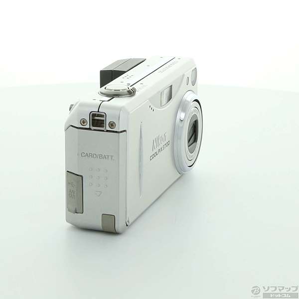 中古】COOLPIX 3700 (320万画素／3倍ズーム) [2133011431582] - リコレ