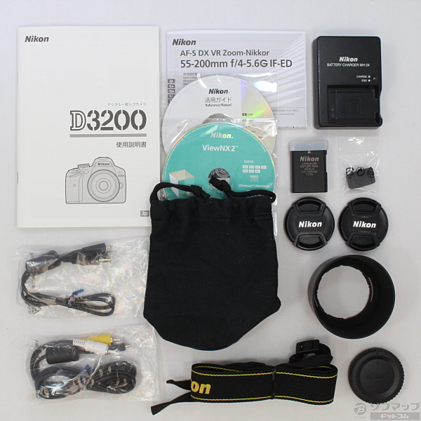 中古】NIKON D3200 ダブルズームキット (2416万画素／SDXC