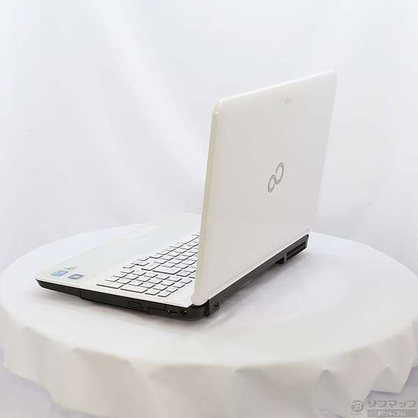中古】LIFEBOOK AH77／G FMVA77GW アーバンホワイト 〔Windows 7