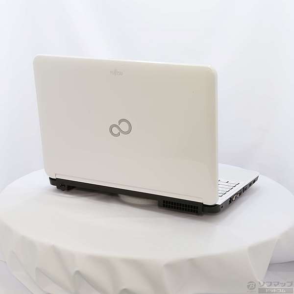 FUJITSU FMVA77GW ノートPC 本体 中古】LIFEBOOK AH77／G FMVA77GW アーバンホワイト 〔Windows 7