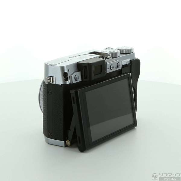中古】FUJIFILM X30 シルバー (1200万画素／4倍／SDXC) [2133012977607