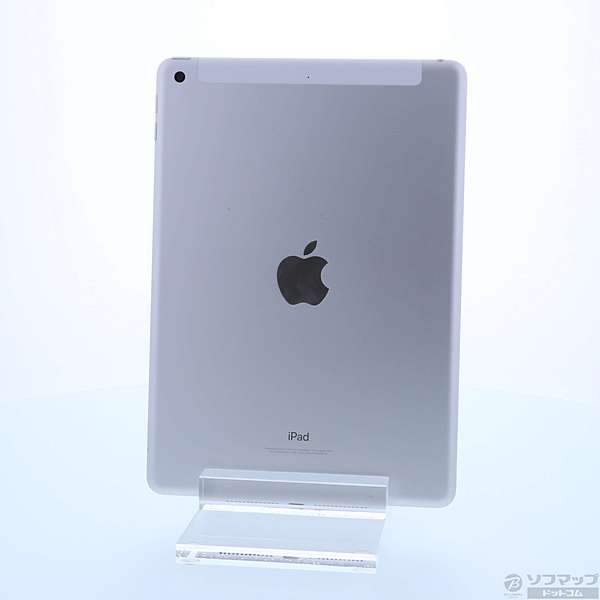 iPad 第5世代 32GB シルバー NP1L2J／A docomo