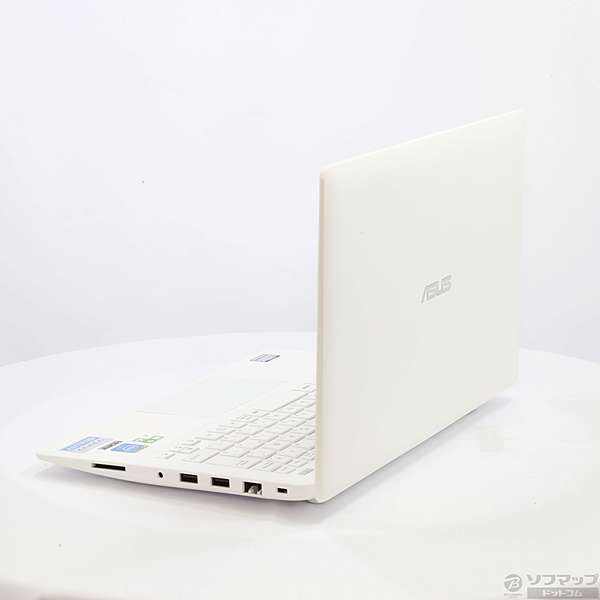 中古】X200MA X200MA-B-WHITE ホワイト 〔Windows 10〕 [2133013642054 