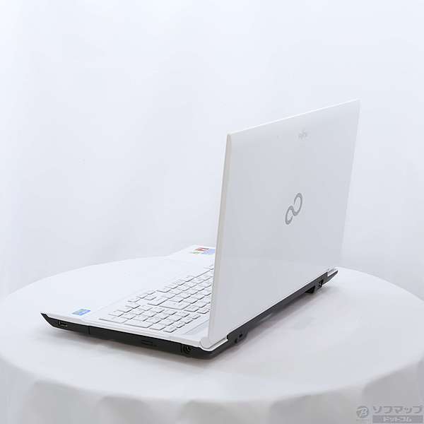 中古】LIFEBOOK AH47／K FMVA47KWC アーバンホワイト 〔Windows 8