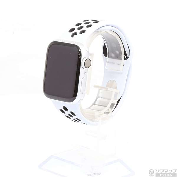 Apple Watch Series 4 Nike+ GPS 40mm シルバーアルミニウムケース ピュアプラチナム／ブラックNikeスポーツバンド  ◇07/01(水)値下げ！