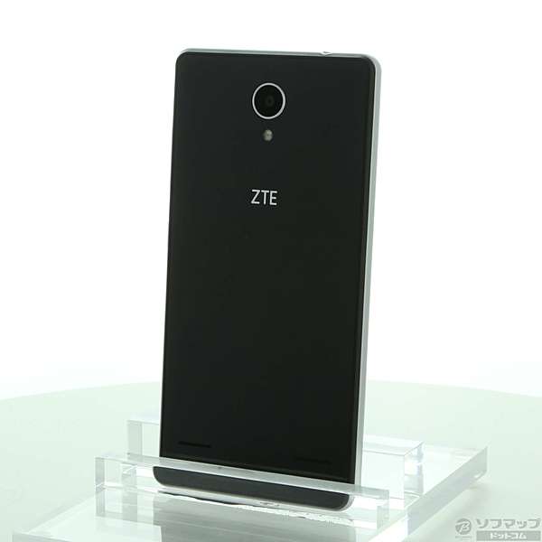一流の品質 美品 〈SIMフリー〉ZTE Blade E02 16GB ホワイト A521ZTEBladeE02 本体 Android アンドロイド  スマホ