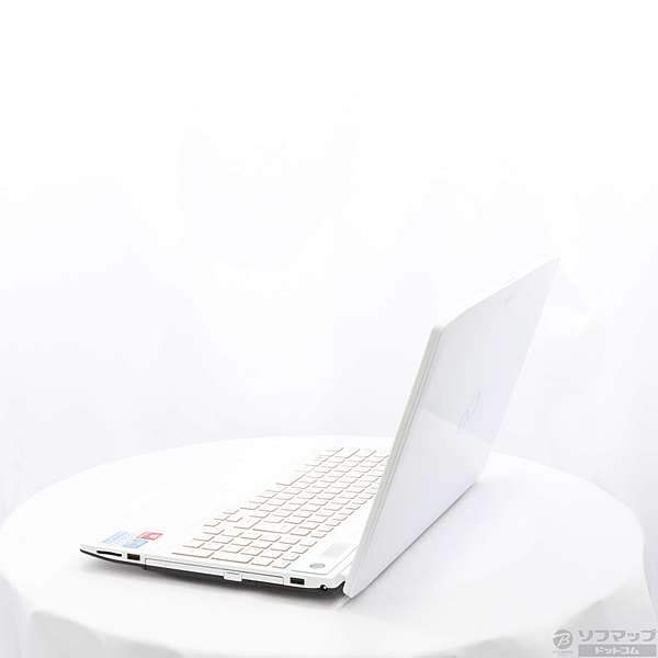 中古】LIFEBOOK AH77／K FMVA77KWKS アーバンホワイト 〔Windows 8
