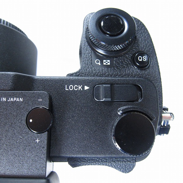 中古】〔展示品〕 SIGMA sd Quattro H ボディ (3860万画素 中古】〔展示品〕 SIGMA sd Quattro H ボディ (3860万画素