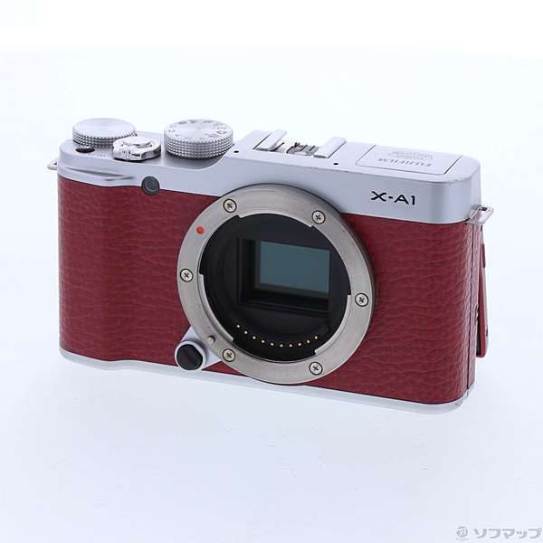 中古】セール対象品 FUJIFILM X-A1 ボディ レッド ◇02/26(金)値下げ