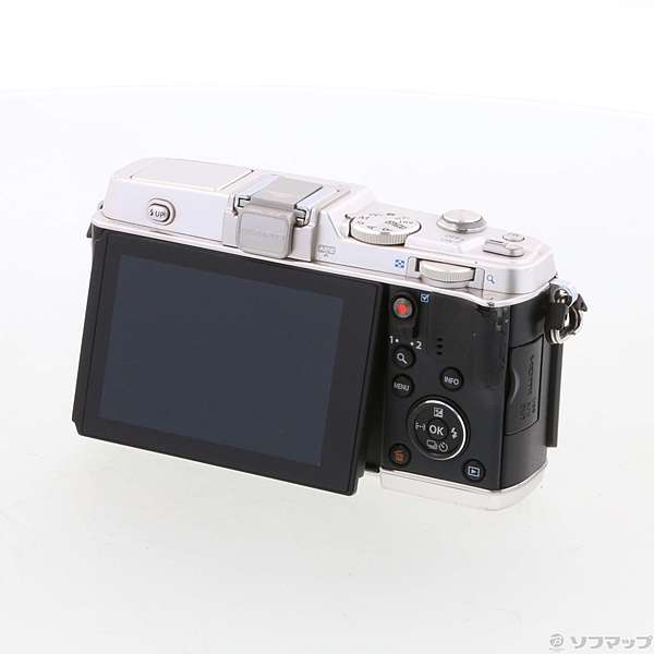 中古】PEN E-P5 ボディ (シルバー) (1605万画素／SDXC) [2133025006141