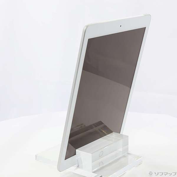 中古】iPad 第6世代 32GB シルバー NR6P2J／A docomo [2133025602770