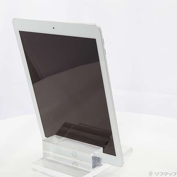 中古】iPad 第6世代 32GB シルバー NR6P2J／A docomo