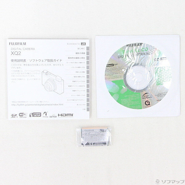 中古】セール対象品 FUJIFILM XQ2 (1200万画素／4倍／シルバー／SDXC