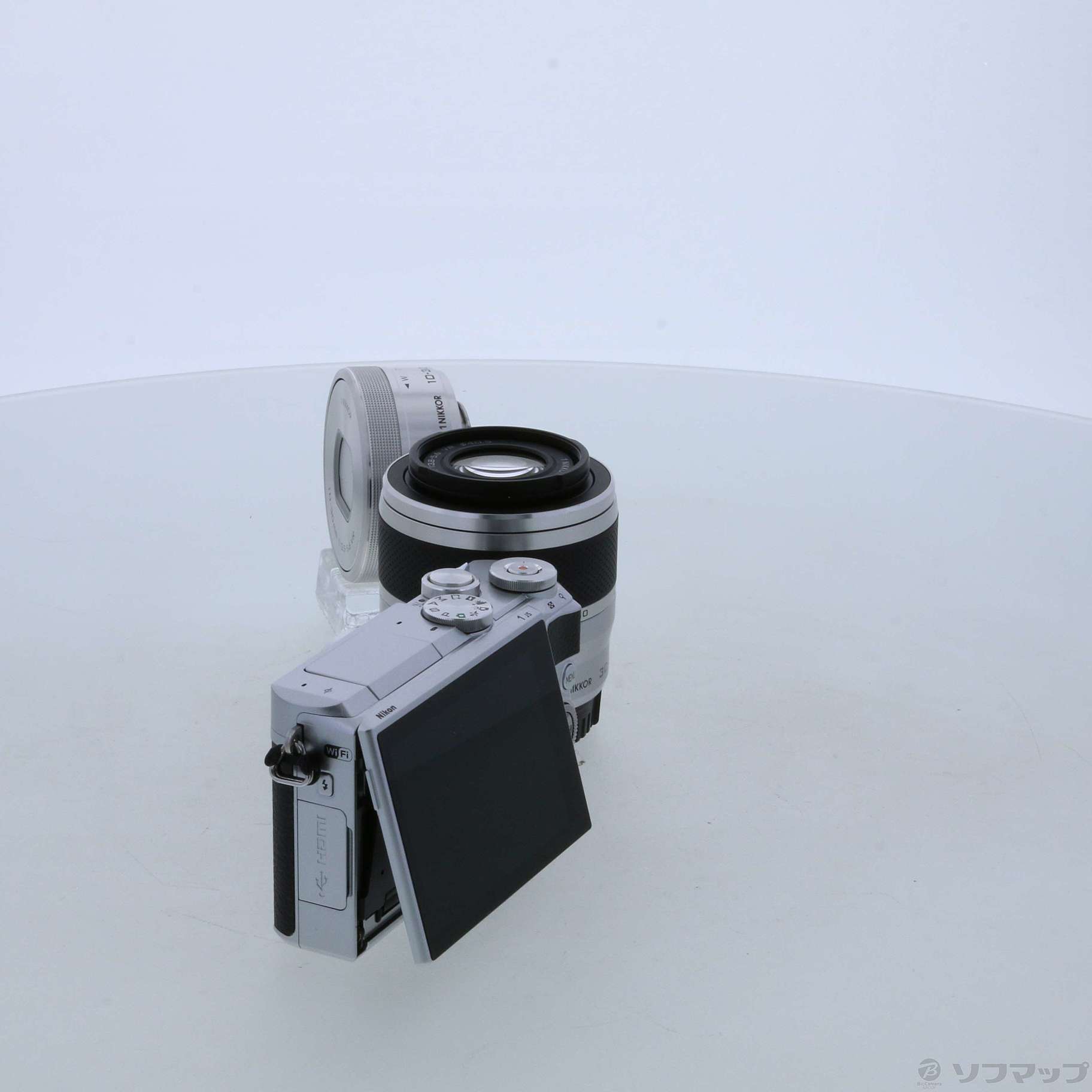 中古】Nikon 1 J5 ダブルズームレンズキット (2081万画素／シルバー