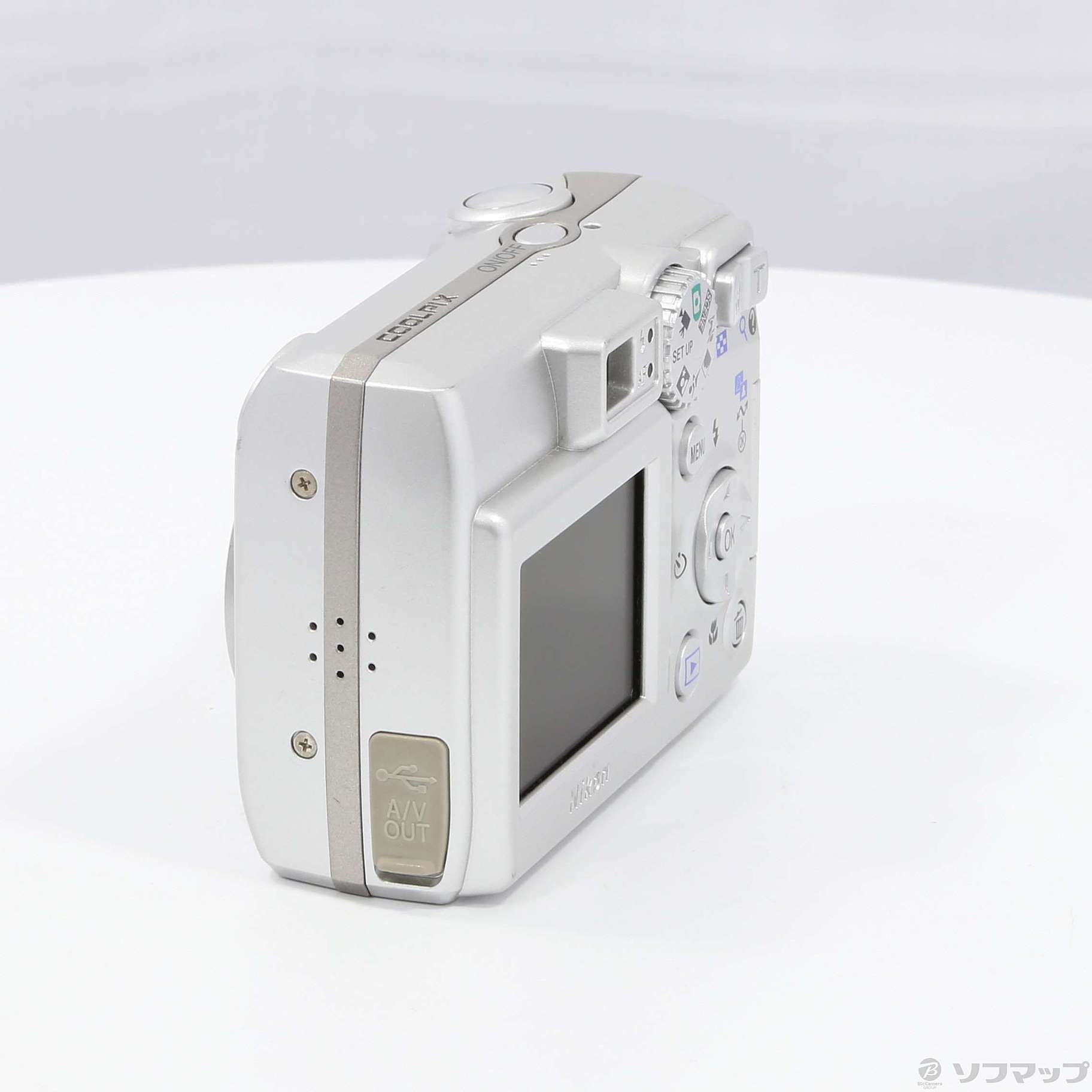 中古】COOLPIX 5600 (510万画素／3倍ズーム／パールシルバー) (E5600