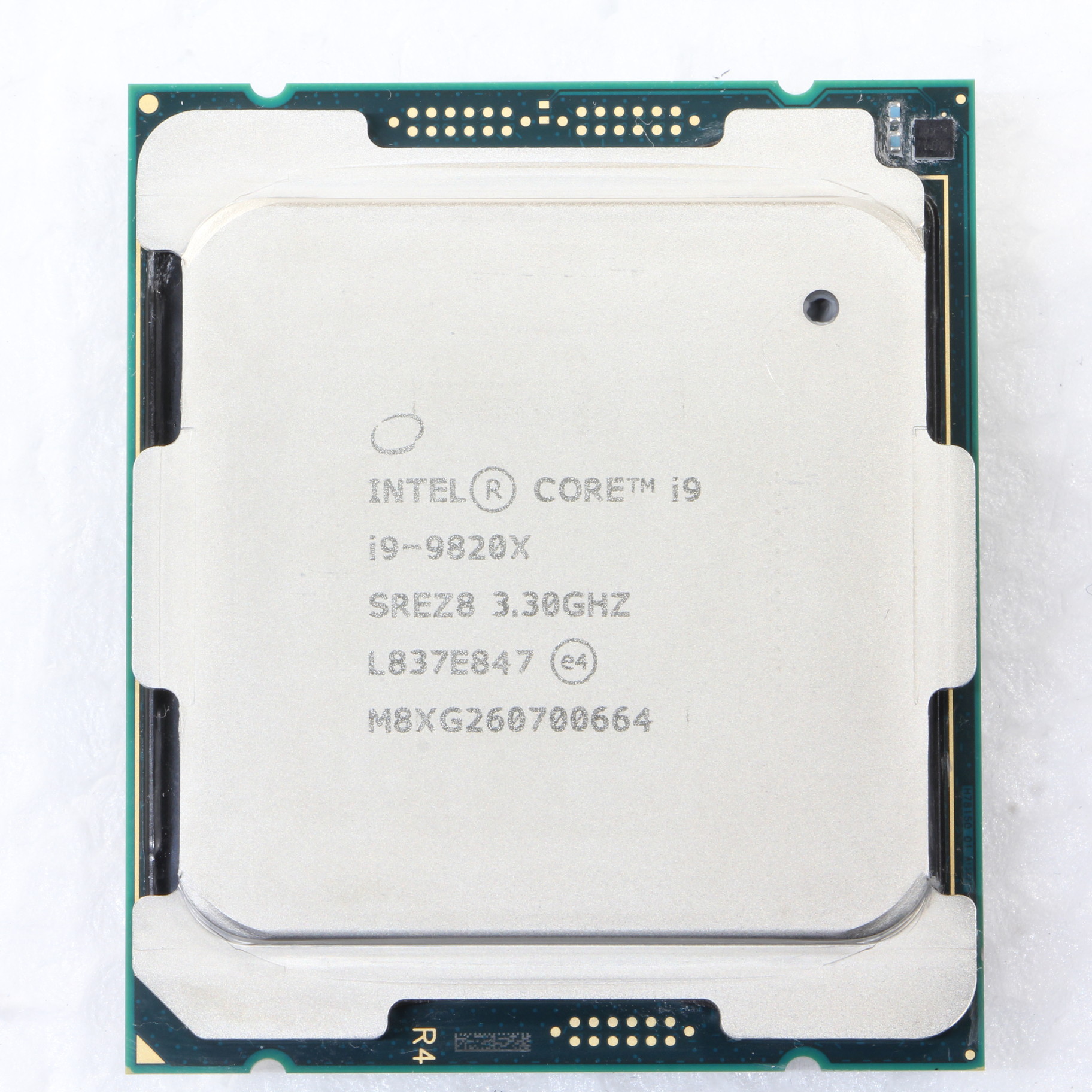 Core i9 9820X 〔3.3GHz／LGA 2066〕