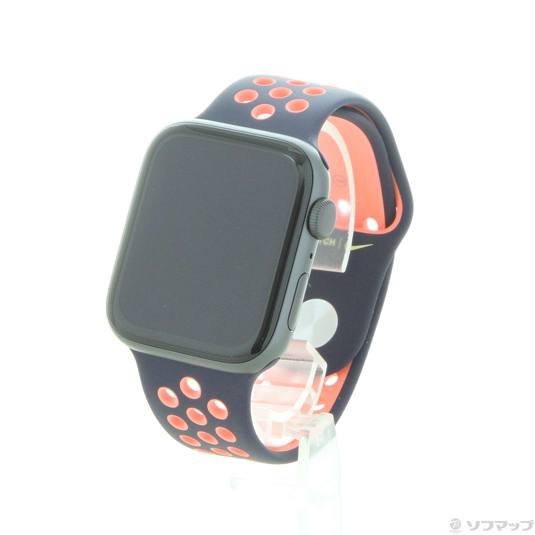 中古】Apple Watch SE Nike GPS 44mm スペースグレイアルミニウムケース  ブルーブラック／ブライトマンゴーNikeスポーツバンド [2133030172763] リコレ！|ソフマップの中古通販サイト