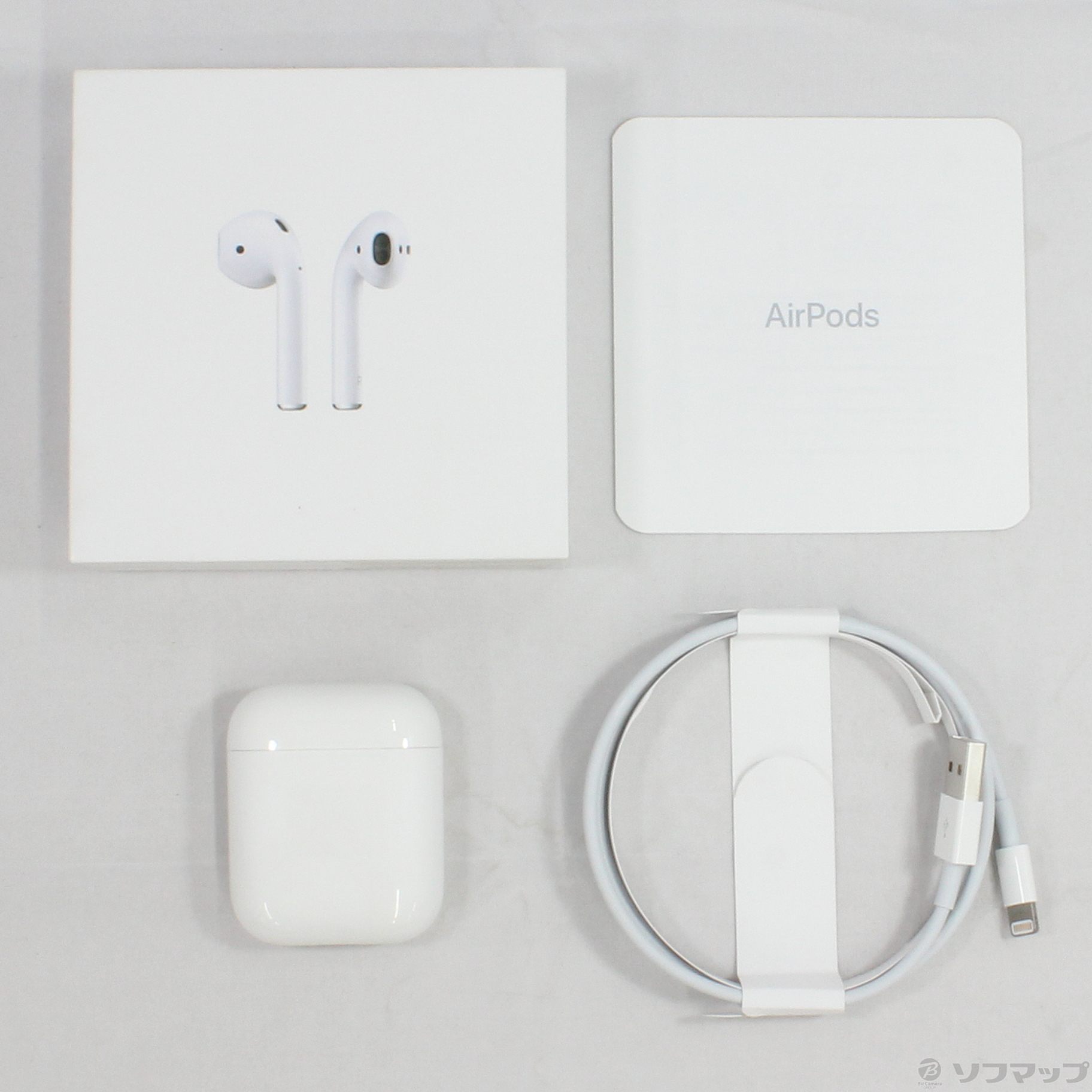 中古】AirPods 第1世代 MMEF2J／A ※ヘッドホンと充電ケースのシリアル