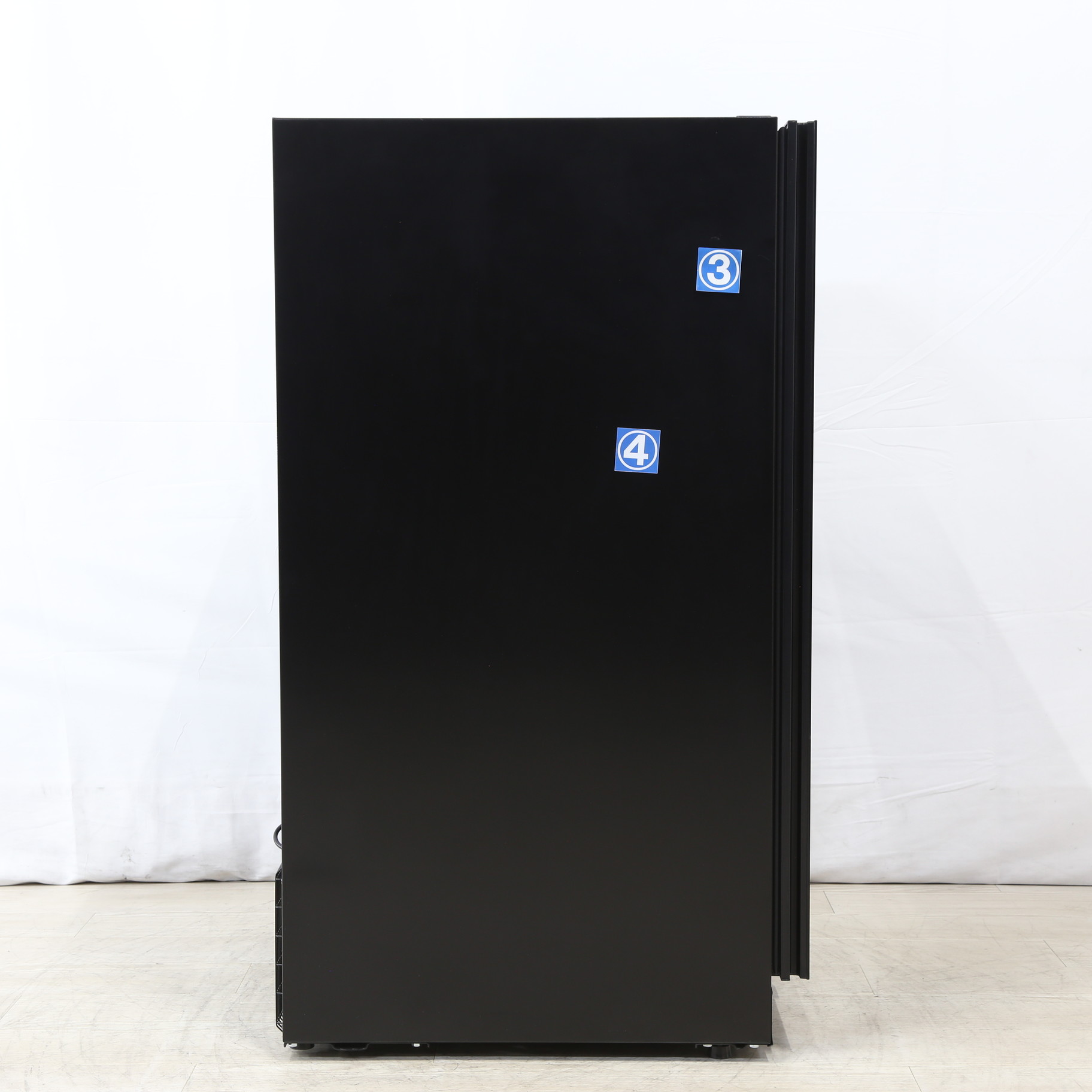 中古】〔展示品〕ワインセラー SV78 ブラック ［78本 ／右開き