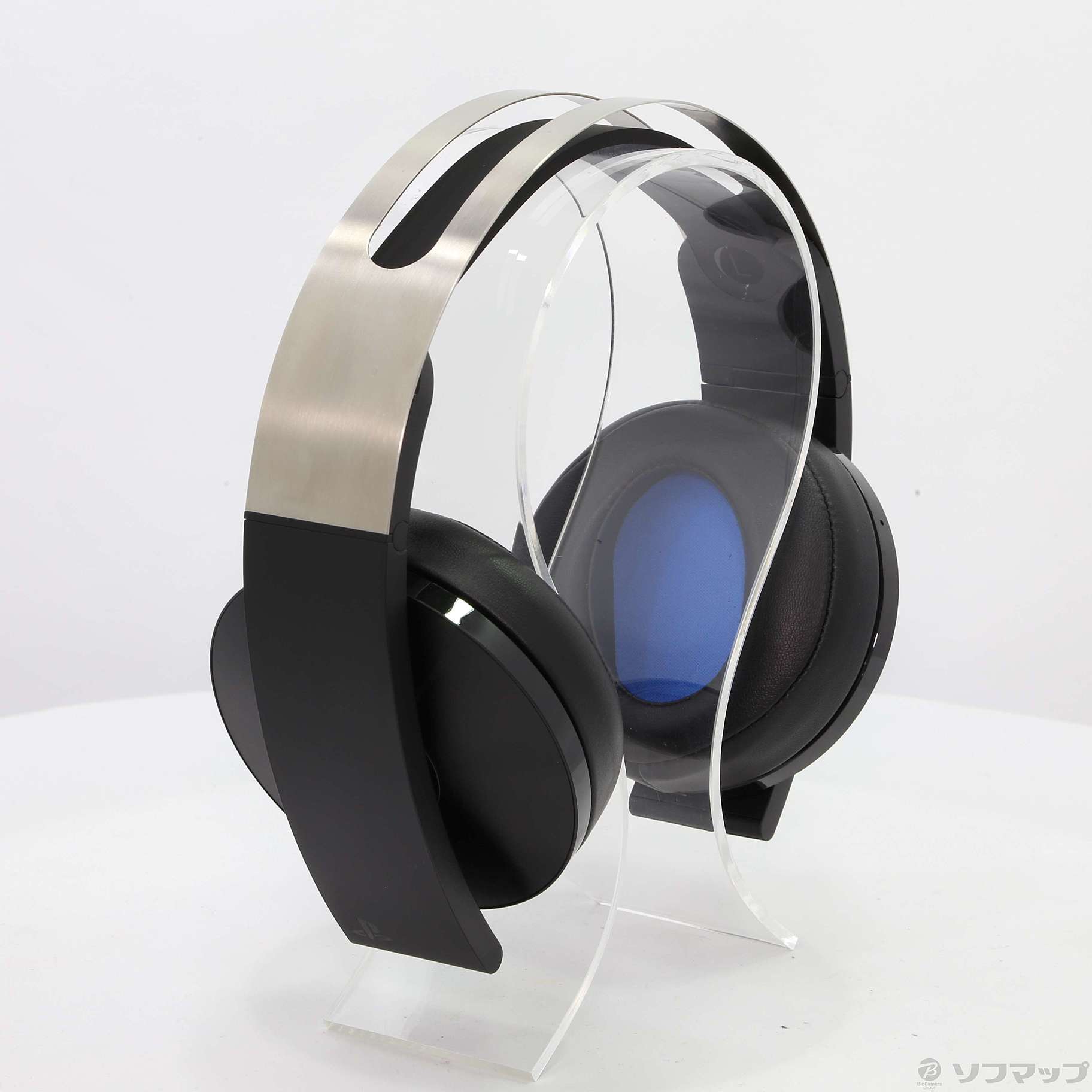 PS4本体＋プレミアムワイヤレスサラウンドヘッドセット(中古) PS4 プレミアムワイヤレスサラウンドヘッドセット (CUHJ-15005