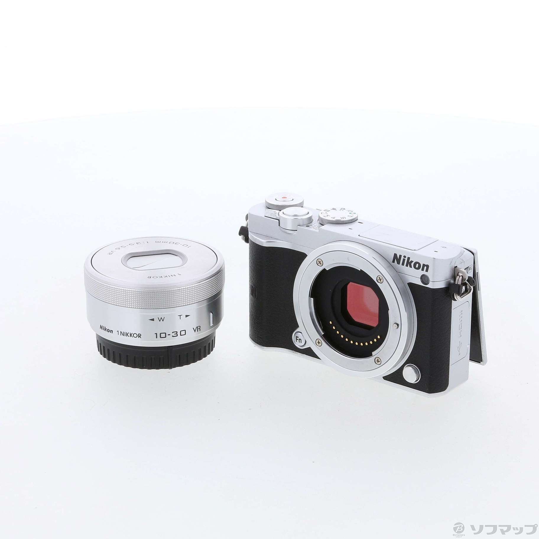 Nikon 1 J5 標準パワーズームレンズキット シルバー カメラケース付