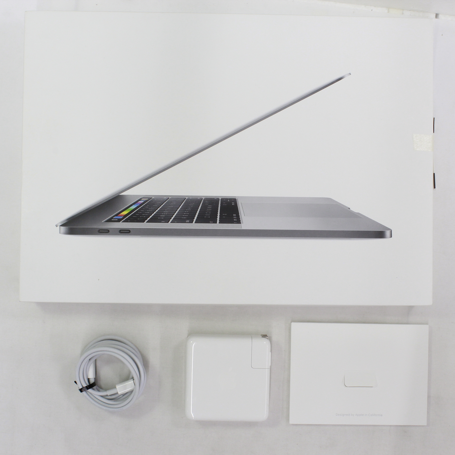 MacBook Pro 15-inch Late 2016 MLH52J／A Core_i7 2.9GHz 16GB SSD1TB スペースグレイ  〔10.12 Sierra〕