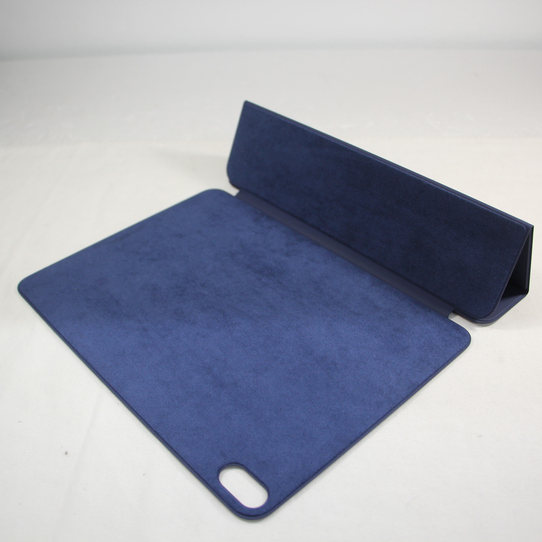 中古品 Ipad Air 第4世代用smart Folio ディープネイビー Apple純正ipod関連品の通販はソフマップ Sofmap 中古品 Ipad Air 第4世代用smart Folio ディープネイビー Apple純正ipod関連品の通販はソフマップ Sofmap