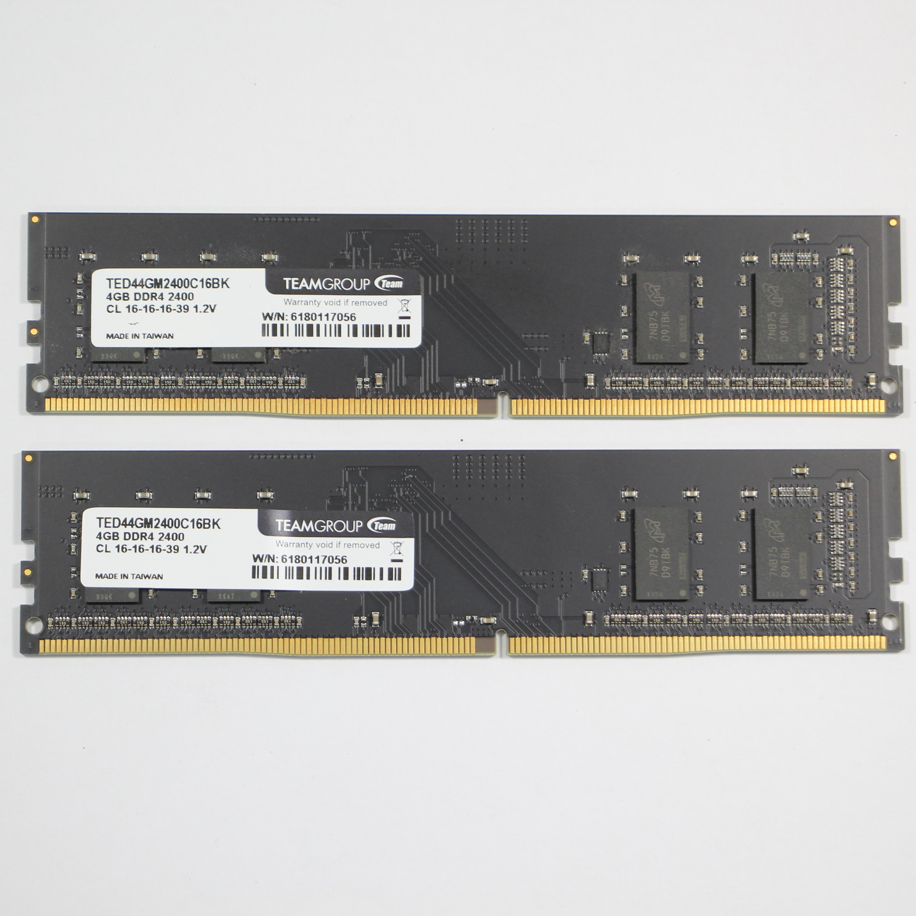 中古】288P DDR4 PC4-19200 DDR4-2400 8GB 4GB×2枚組 [2133031355660