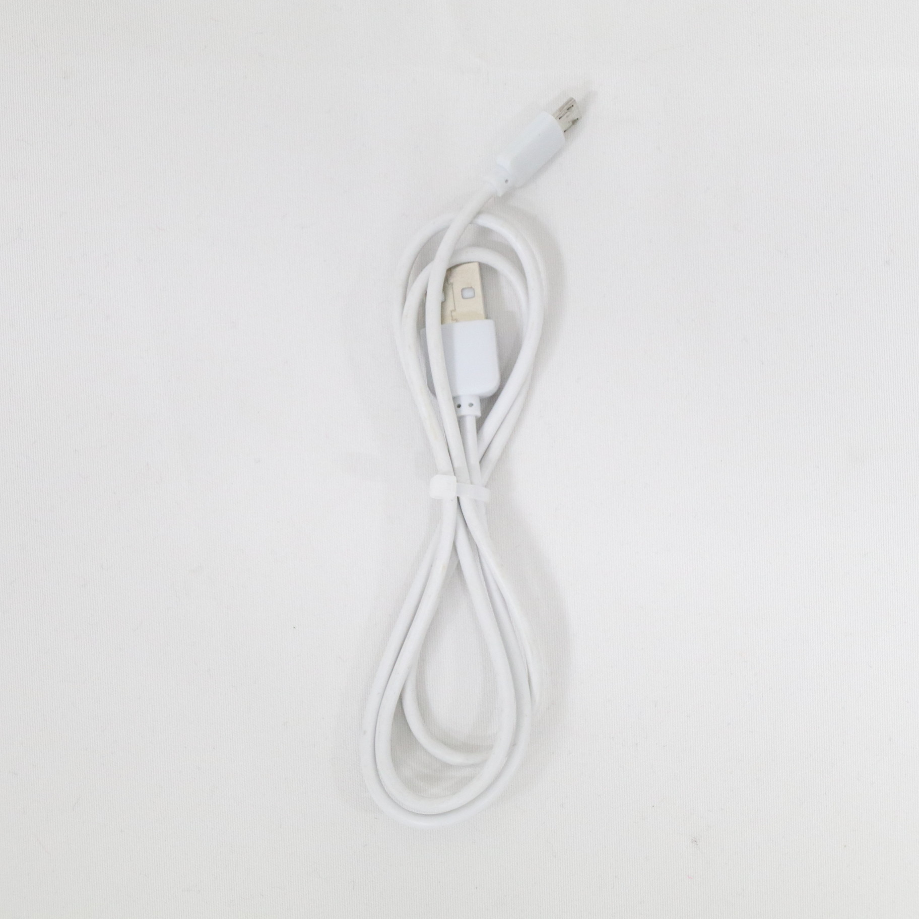 中古】〔展示品〕 首にかける充電式空気清浄機 「ピュアサプライ