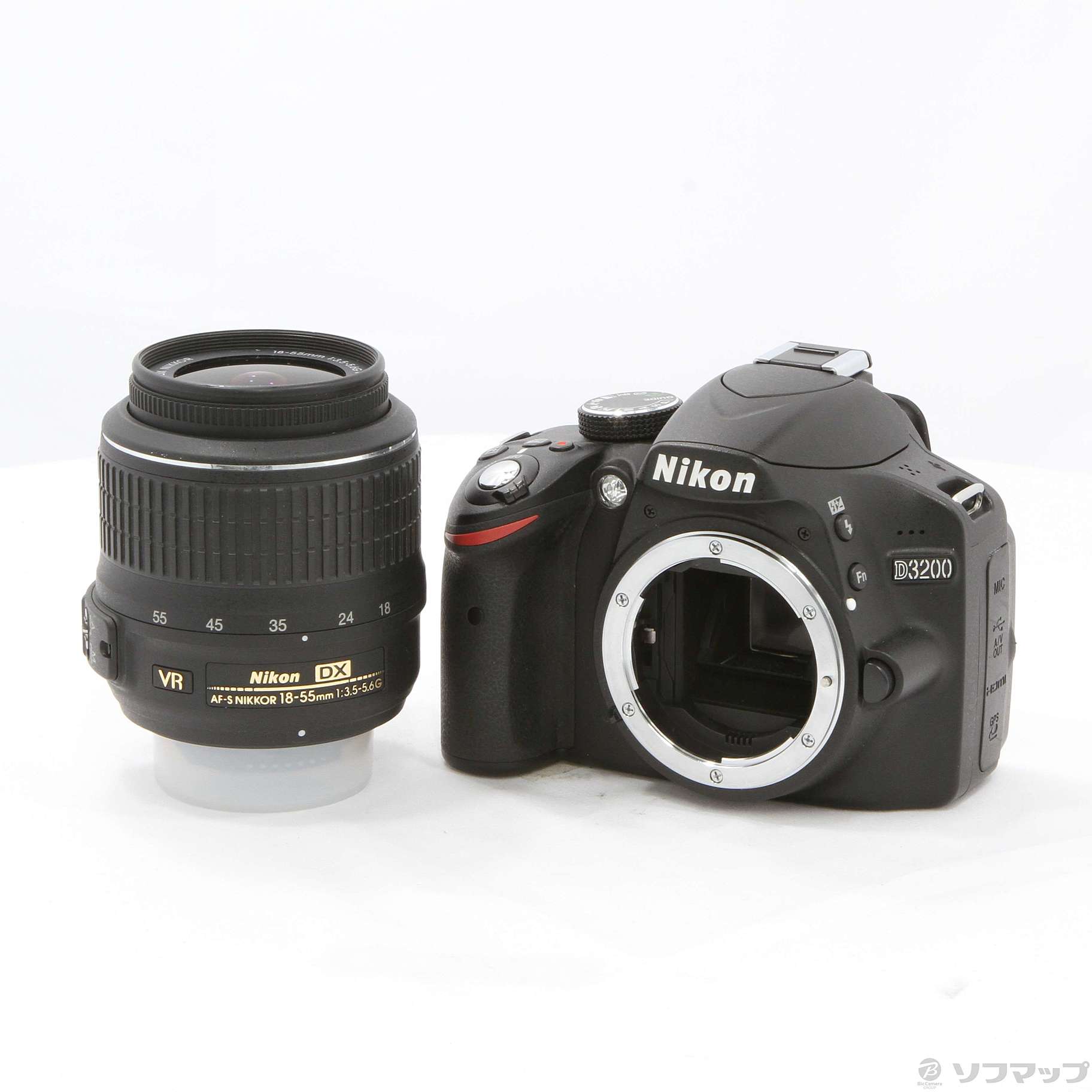 カメラ美品 ニコン Nikon D3200 18-55mm VR レンズキット