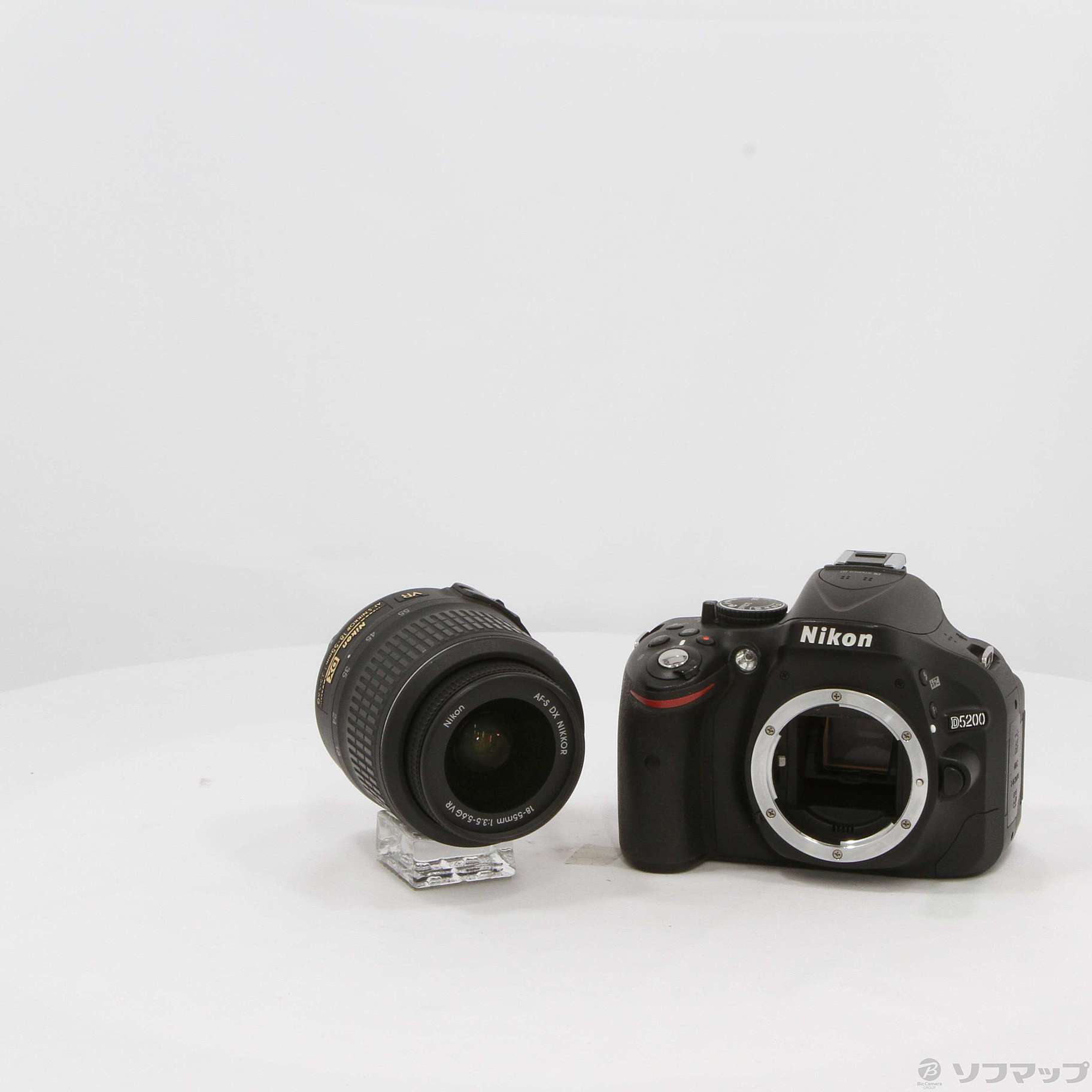 NIKON ニコン　D5200 18-55VR Kitカメラ