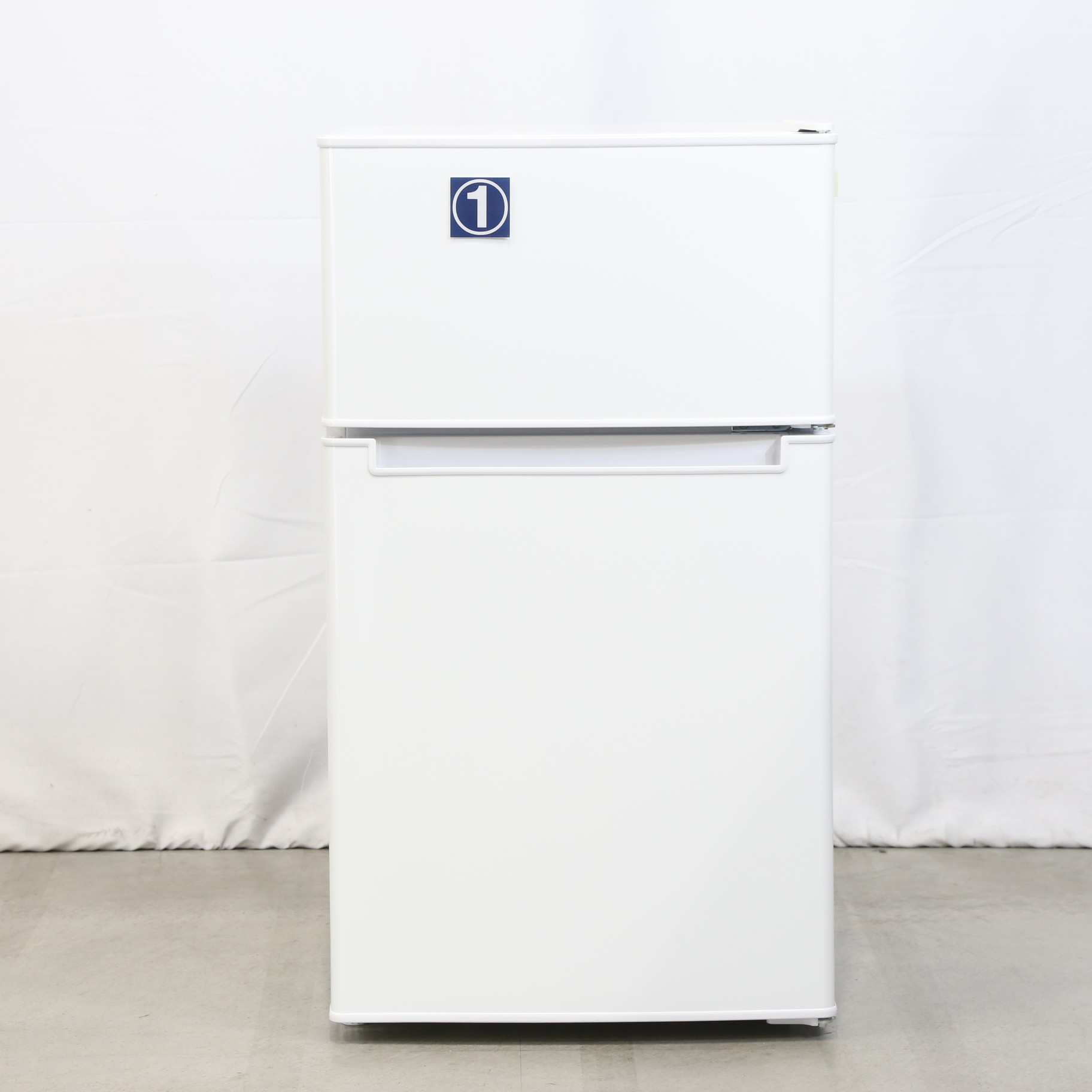 冷蔵庫 ホワイト AT-RF85B-WH [2ドア /右開きタイプ /85L]