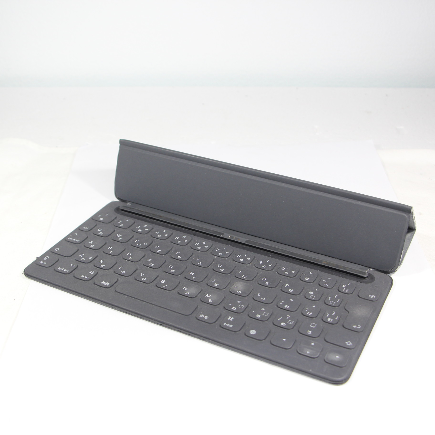 中古】10.5インチ iPad Pro用 Smart Keyboard MPTL2J／A