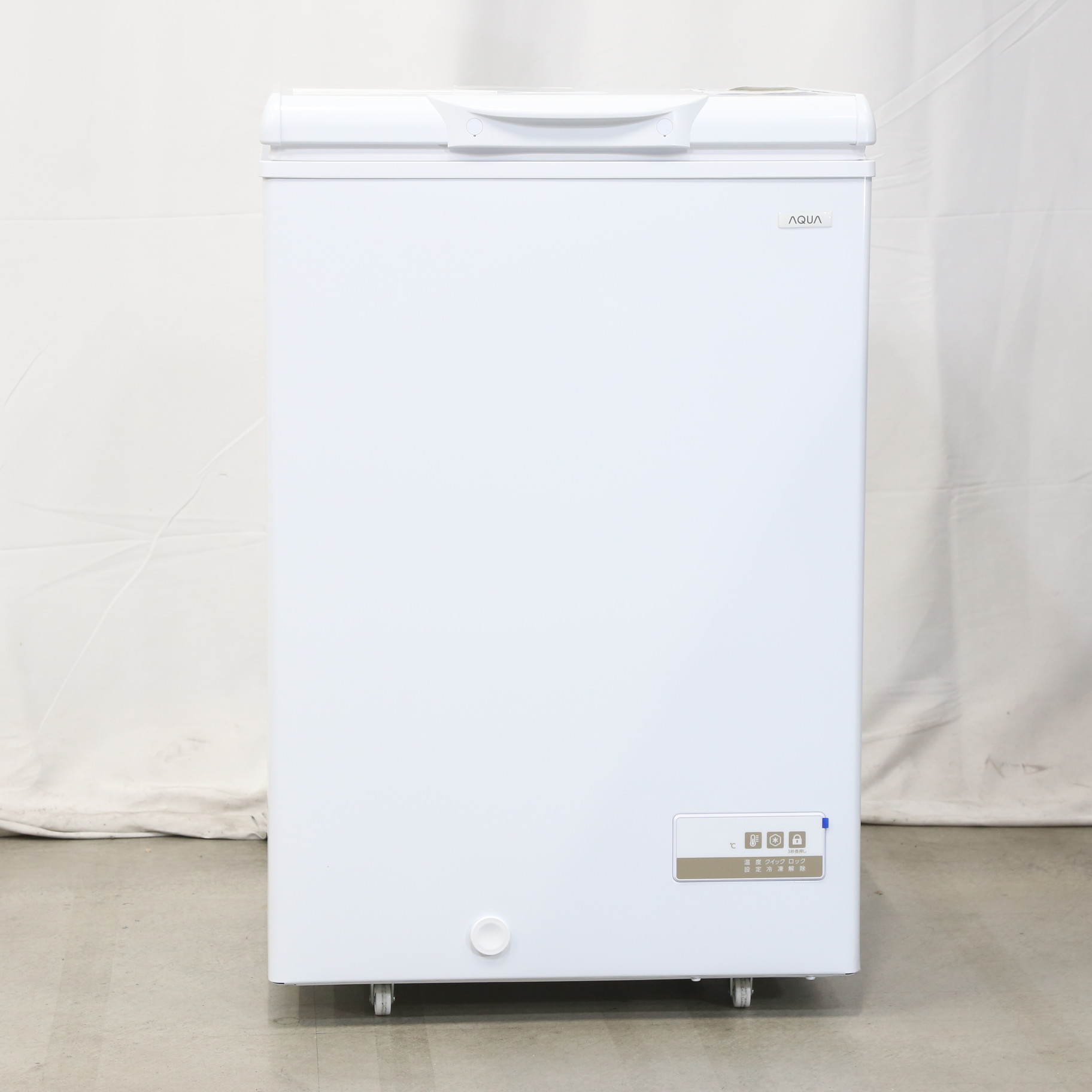美品　AQUA アクア　冷凍庫(103L・チェスト式）／フリーザー　スノーホワイト   AQF-10CA-W AQF-10CN | 容積103L | 冷凍庫（チェストフリーザー） | アクア株式