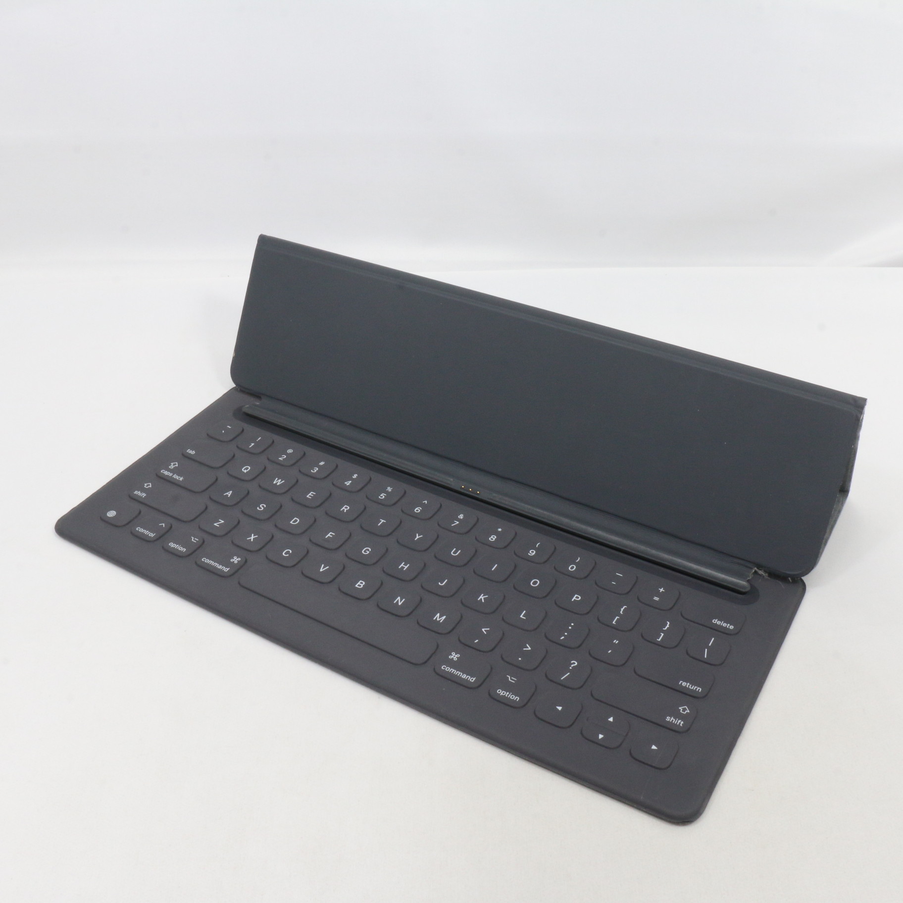 中古】12.9インチ iPad Pro用 Smart Keyboard 英語配列 MJYR2AM／A