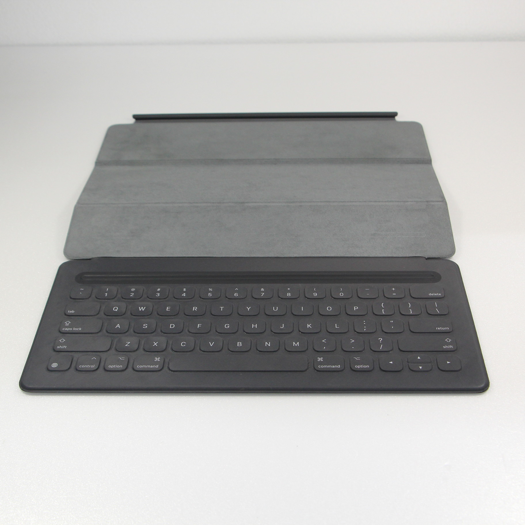 中古】12.9インチ iPad Pro用 Smart Keyboard 英語配列 MJYR2AM／A