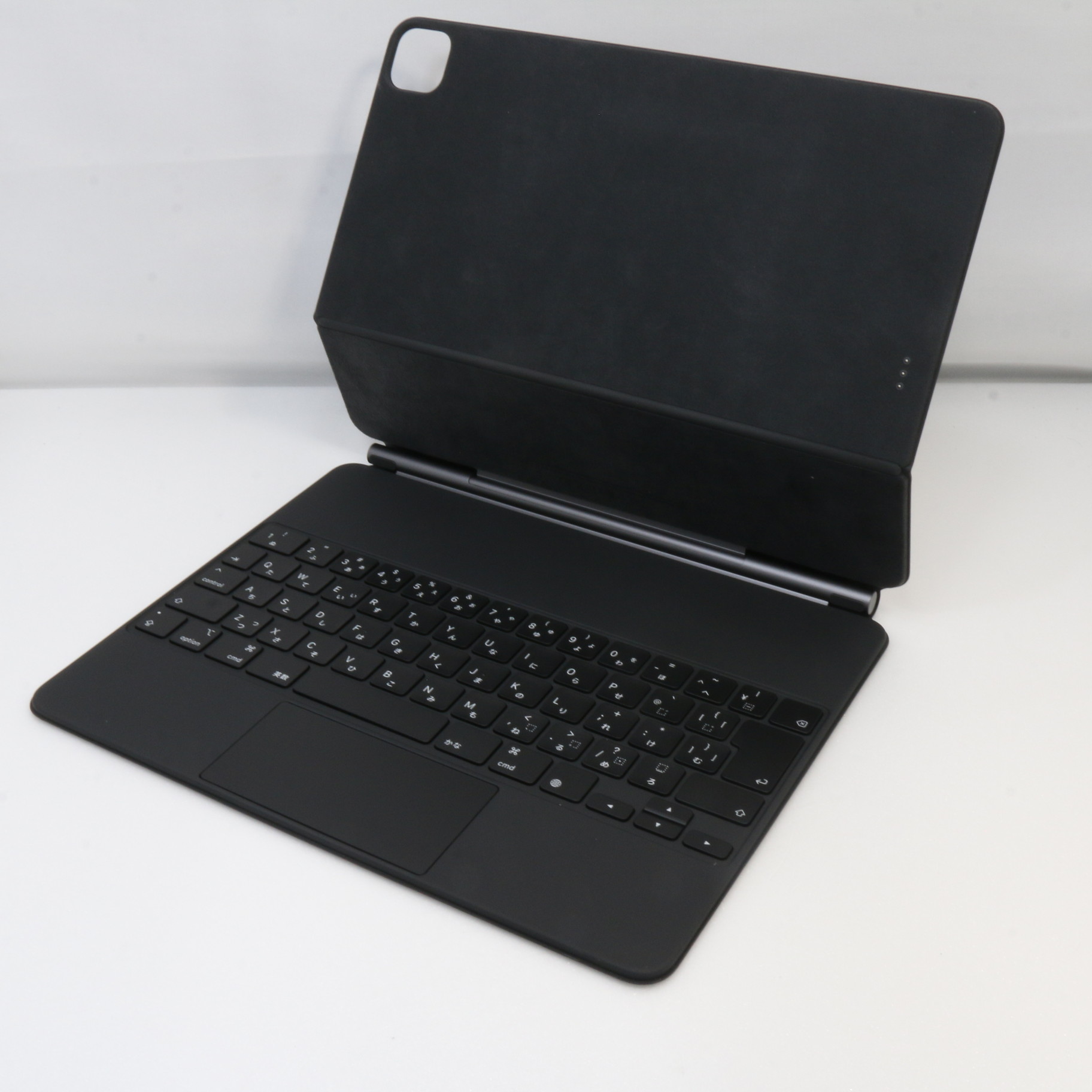 〔展示品〕 12.9インチiPad Pro (第5世代) 用 Magic Keyboard 日本語 ブラック MJQK3J／A